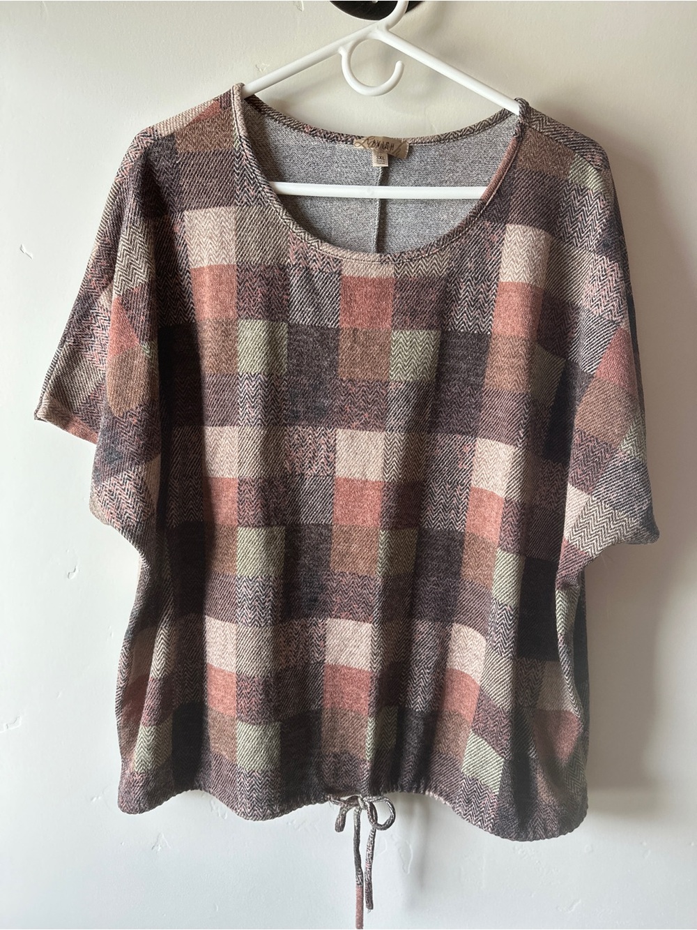 Lavish Plaid Short-Sleeve Tunic in Brown, Pink and Cream